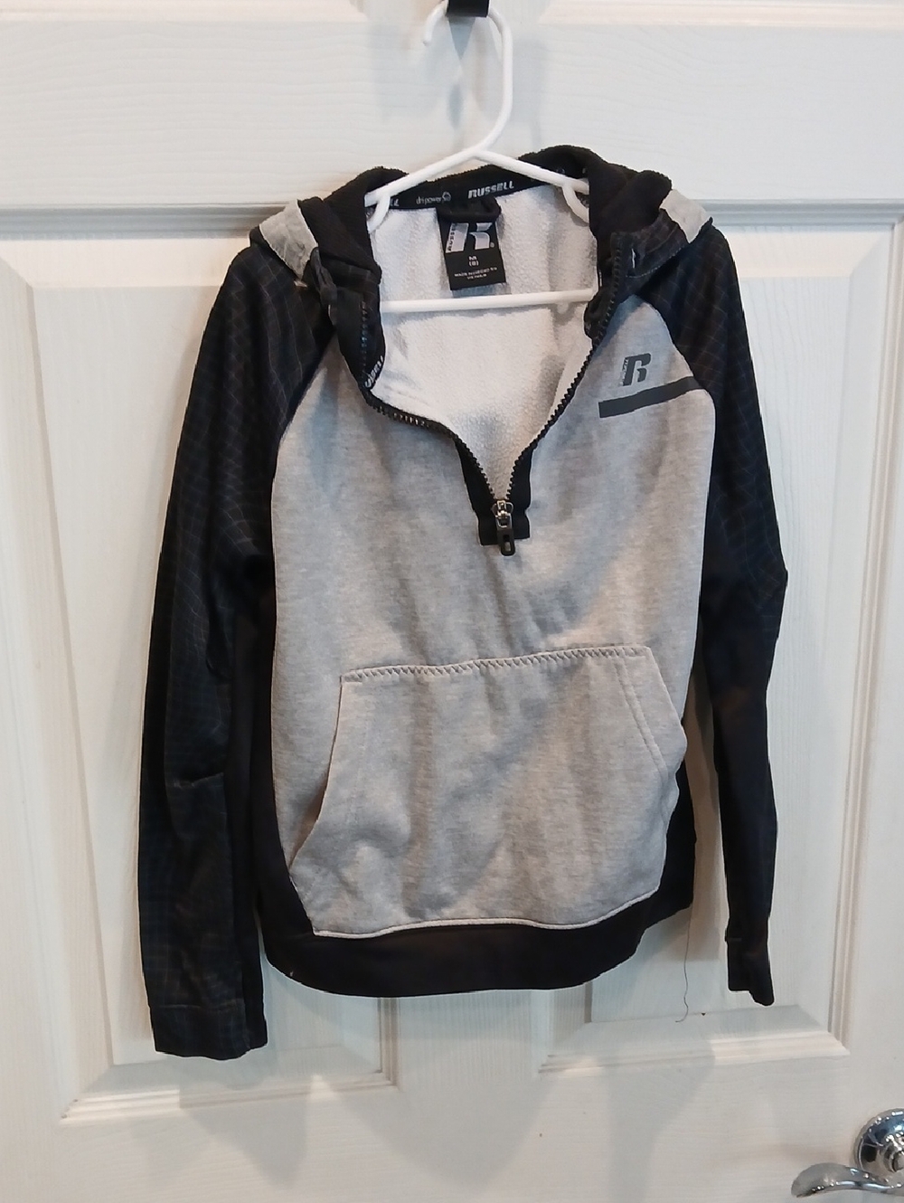 3/30 Russell Athletic Gray and Black Quarter-Zip Hooded Pullover